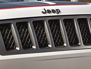 Mopar Mineral Gray Trailhawk Grill for 2011-2013 Grand Cherokee WK2